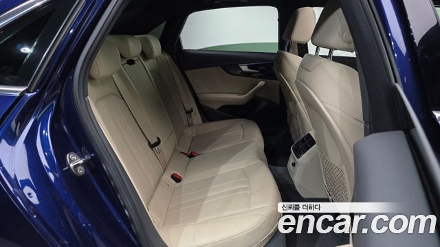 Audi A4 35 TDI Premium