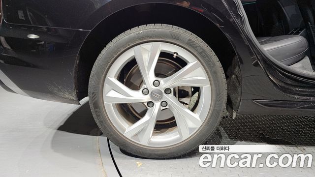 Audi A4 35 TDI Premium