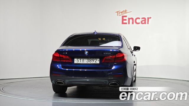 BMW 5-Series 530i xDrive M Sport Package