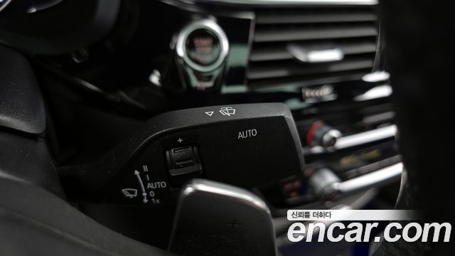 BMW 5-Series 530i xDrive M Sport Package