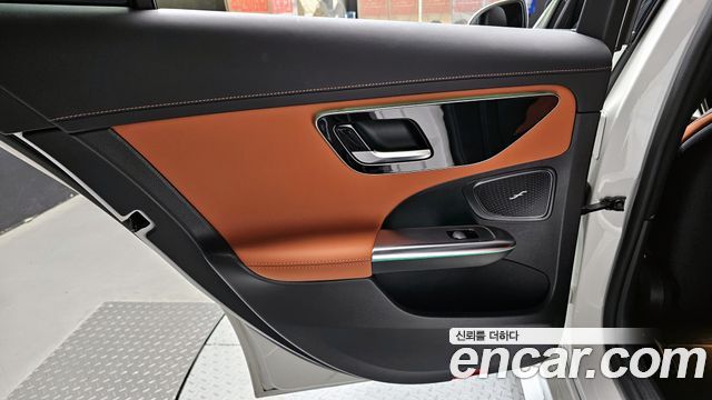 Mercedes-Benz C-Class C300 4MATIC AMG Line