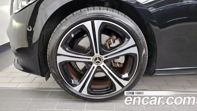 Mercedes-Benz C-Class C300 4MATIC Avantgarde