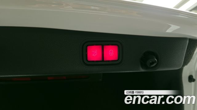 Mercedes-Benz E-Class E250 Avantgarde