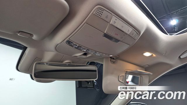 Mercedes-Benz E-Class E300 4MATIC Exclusive