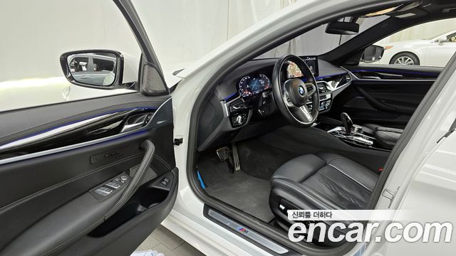 BMW 5-Series 530i xDrive M Sport Package
