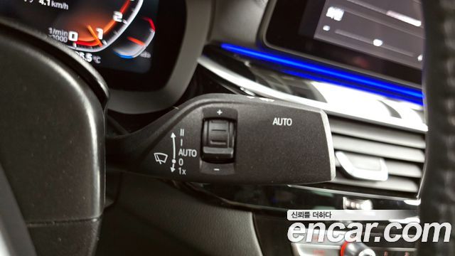 BMW 5-Series 530i xDrive M Sport Package