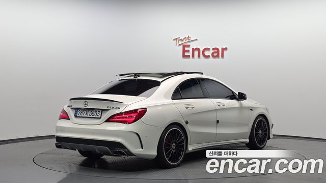 Mercedes-Benz CLA-Class CLA45 AMG 4MATIC