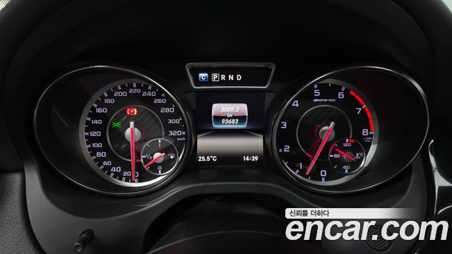 Mercedes-Benz CLA-Class CLA45 AMG 4MATIC