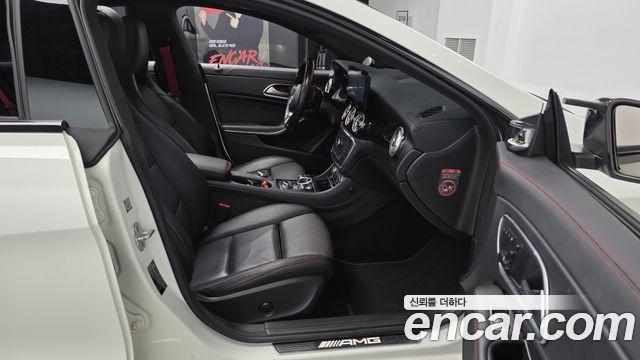 Mercedes-Benz CLA-Class CLA45 AMG 4MATIC