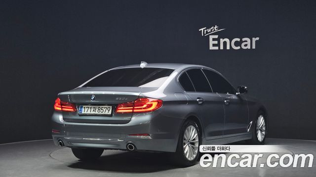 BMW 5-Series 520d Luxury Plus