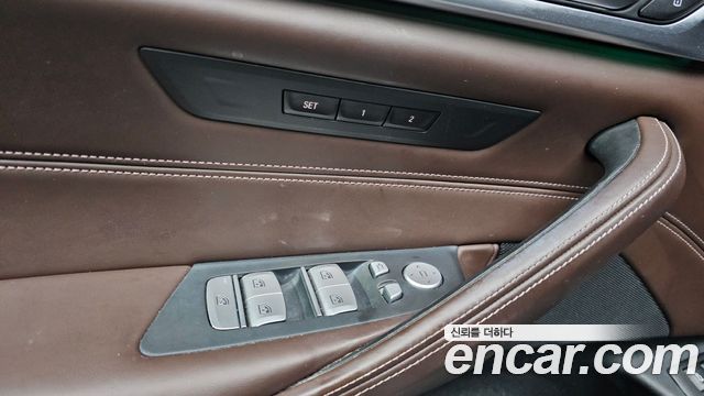 BMW 5-Series 520d Luxury Plus