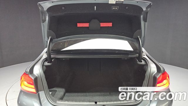 BMW 5-Series 520d Luxury Plus