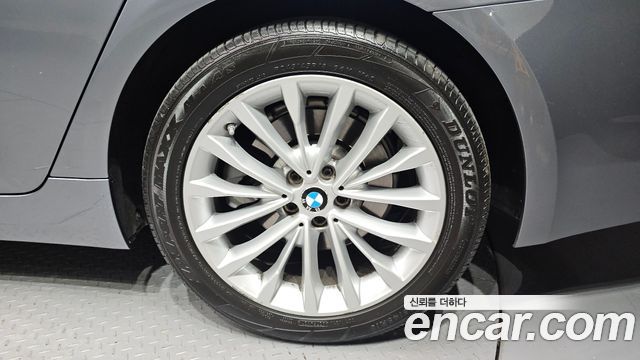 BMW 5-Series 520d Luxury Plus