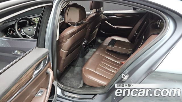 BMW 5-Series 520d Luxury Plus