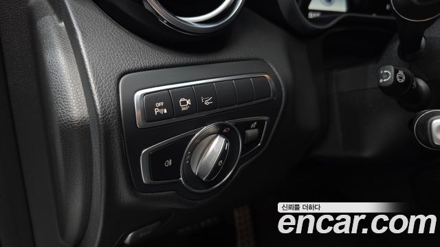 Mercedes-Benz GLC-Class GLC300 4MATIC AMG Line Coupe