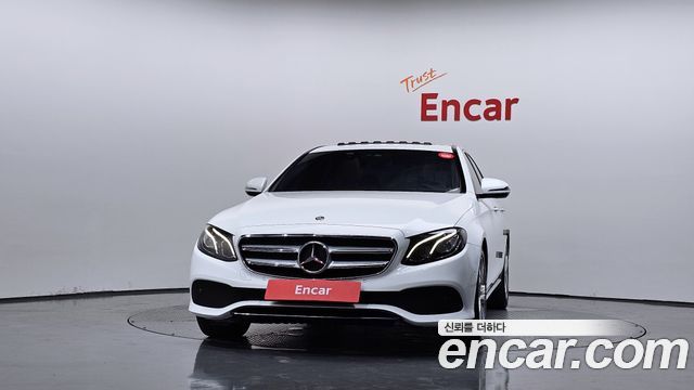 Mercedes-Benz E-Class E200 Avantgarde