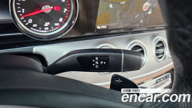 Mercedes-Benz E-Class E200 Avantgarde