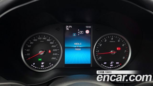 Mercedes-Benz C-Class C200