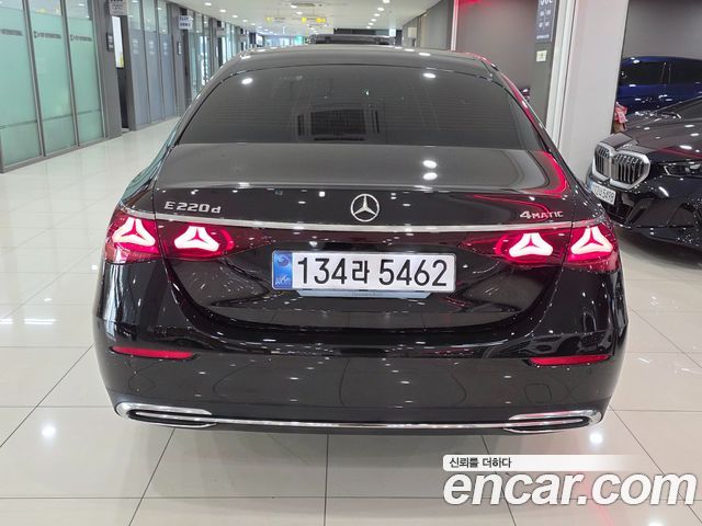 Mercedes-Benz E-Class E220d 4MATIC Exclusive