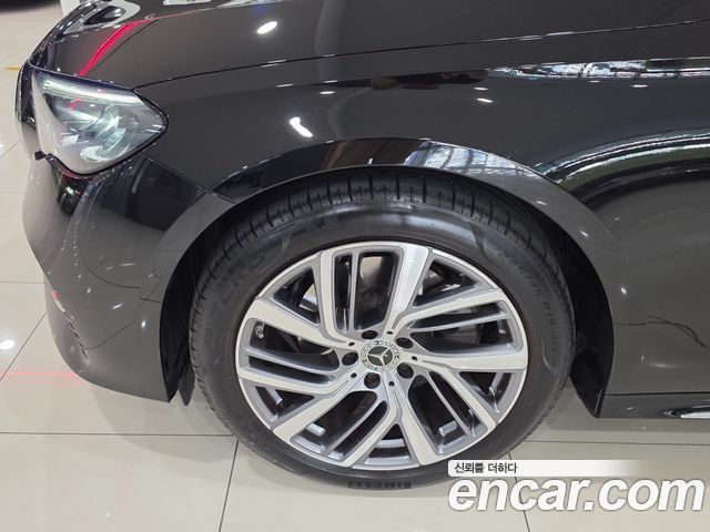 Mercedes-Benz E-Class E220d 4MATIC Exclusive