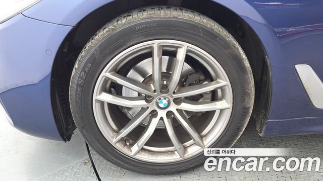 BMW 5-Series 520d M Sport Package Plus