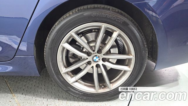 BMW 5-Series 520d M Sport Package Plus