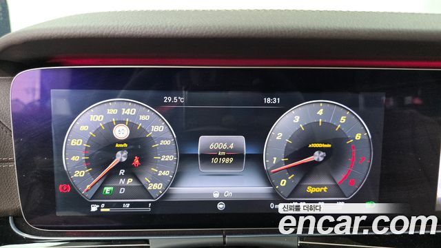 Mercedes-Benz E-Class E400 4MATIC Exclusive