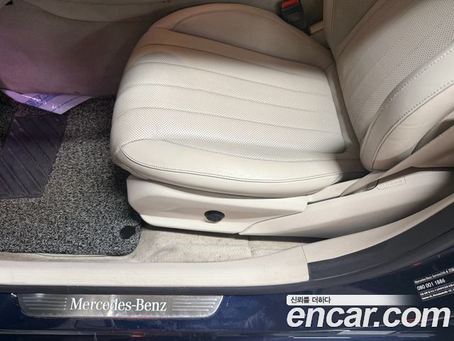 Mercedes-Benz E-Class E400 4MATIC Exclusive