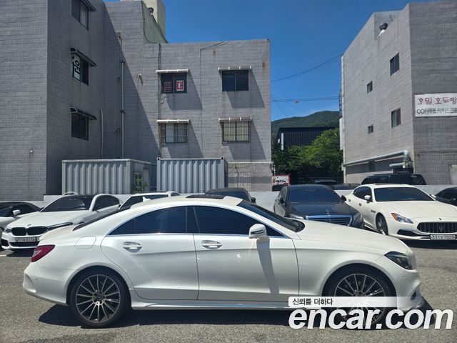 Mercedes-Benz CLS-Class CLS250 d 4MATIC AMG Line