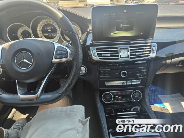 Mercedes-Benz CLS-Class CLS250 d 4MATIC AMG Line