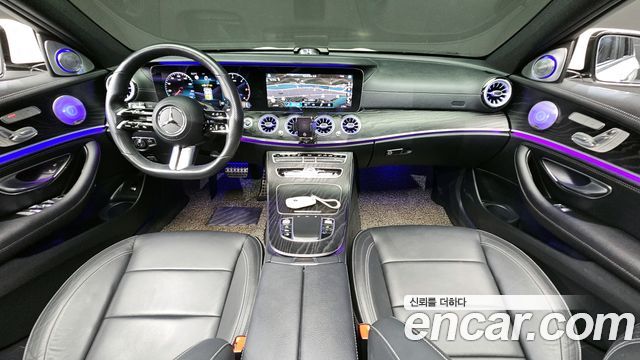 Mercedes-Benz E-Class E220d 4MATIC AMG Line