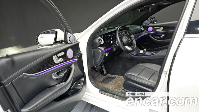 Mercedes-Benz E-Class E220d 4MATIC AMG Line