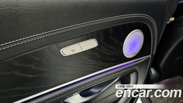 Mercedes-Benz E-Class E220d 4MATIC AMG Line