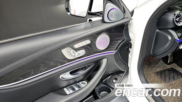 Mercedes-Benz E-Class E220d 4MATIC AMG Line
