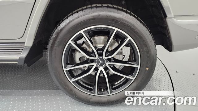 Mercedes-Benz G-Class G450d Manufaktur
