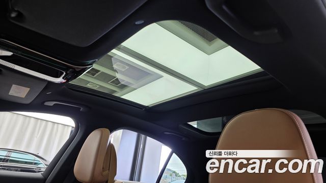 Mercedes-Benz E-Class E300 4MATIC Exclusive