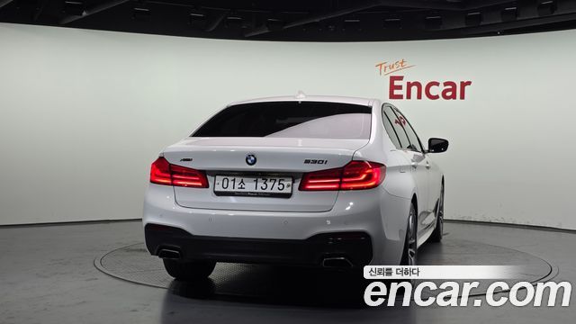 BMW 5-Series 530i M Sport Package