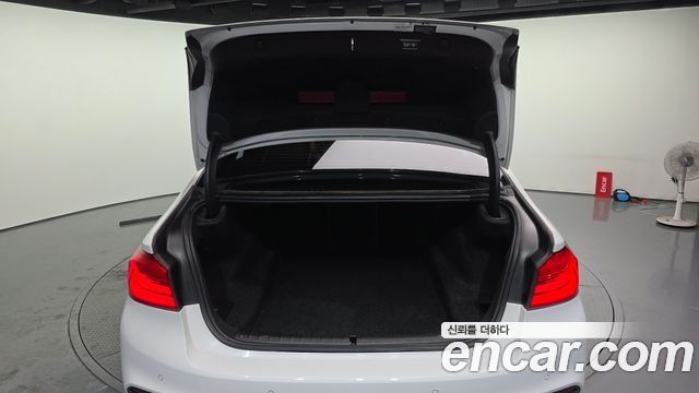 BMW 5-Series 530i M Sport Package