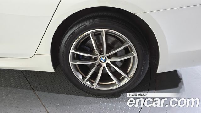 BMW 5-Series 530i M Sport Package