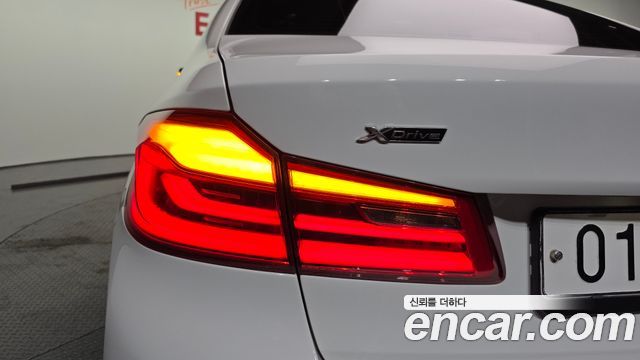 BMW 5-Series 530i M Sport Package