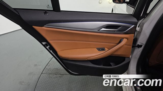 BMW 5-Series 530i M Sport Package