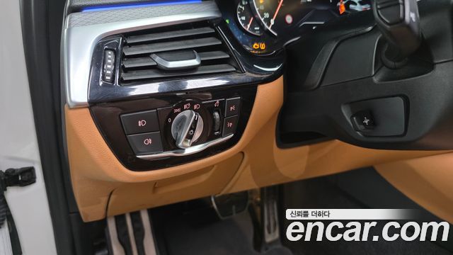 BMW 5-Series 530i M Sport Package