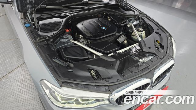 BMW 5-Series 520d M Sport Package Plus