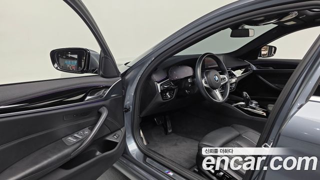 BMW 5-Series 520d M Sport Package Plus