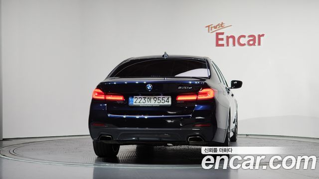 BMW 5-Series 530e M Sport