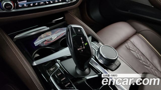 BMW 5-Series 530e M Sport