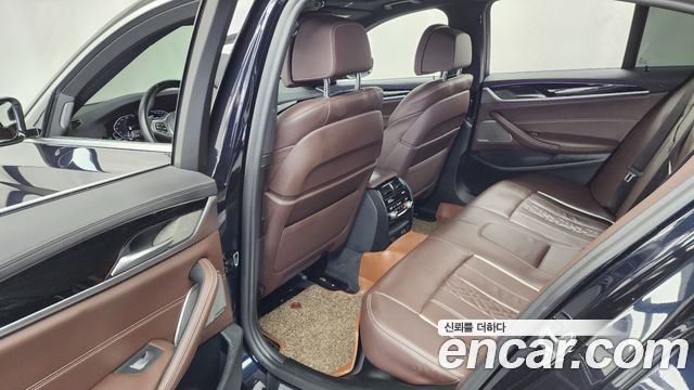 BMW 5-Series 530e M Sport