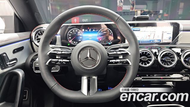 Mercedes-Benz CLA-Class CLA250 4MATIC