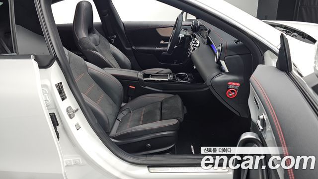 Mercedes-Benz CLA-Class CLA250 4MATIC