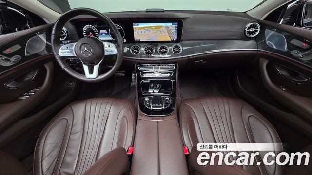 Mercedes-Benz CLS-Class CLS300d AMG Line
